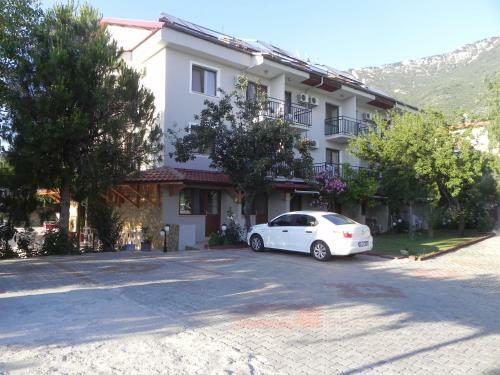 Star Hotel
