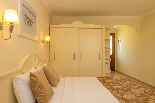 Unsal Hotel
