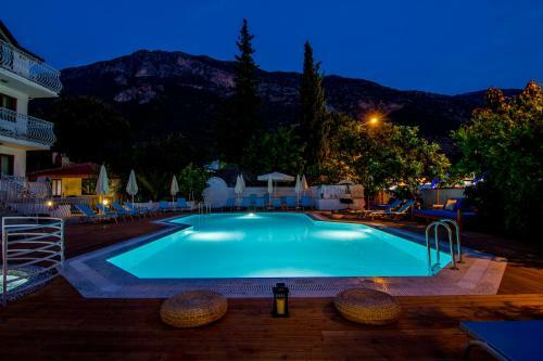 Unsal Hotel