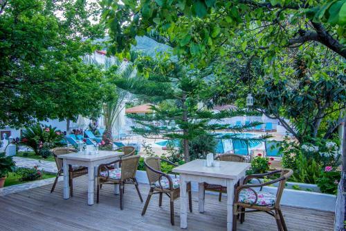Unsal Hotel