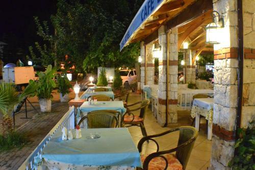 Unsal Hotel