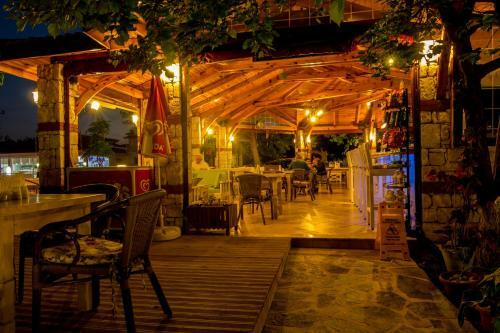 Unsal Hotel