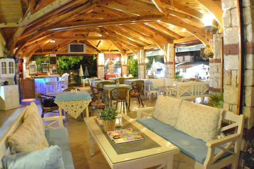 Unsal Hotel
