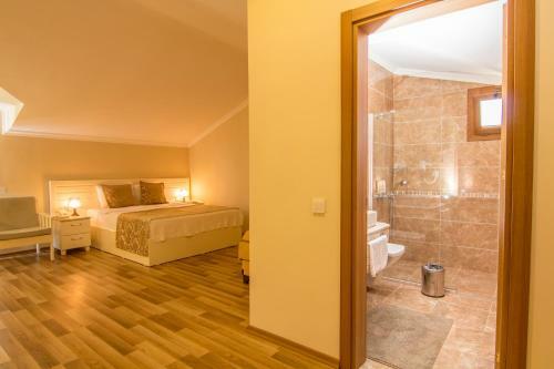 Unsal Hotel