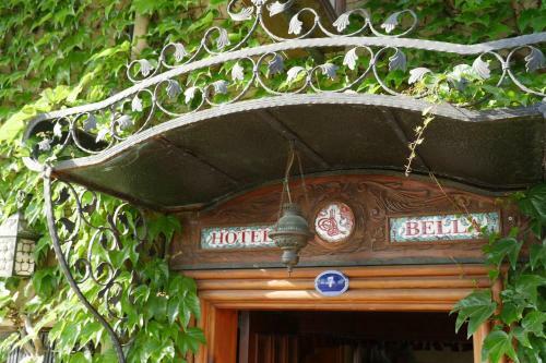 Hostal Bella Hotel
