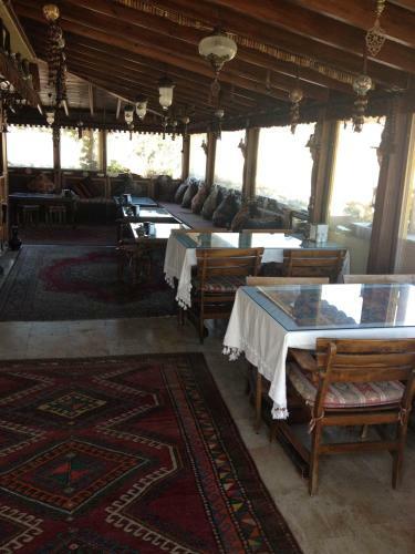 Hostal Bella Hotel