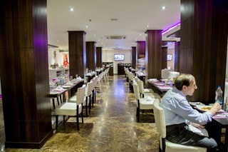 Hotel Regenta Central Harimangla