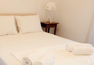 Apartamentos White Cliff Villas
