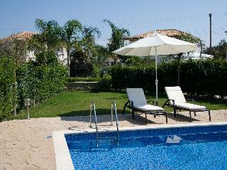 Hotel Mamfredas Luxury Resort