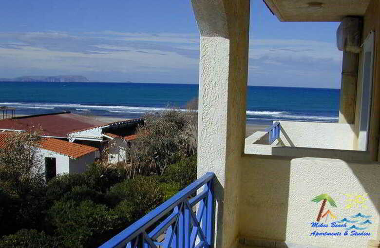 Hotel Mikes Beach Apartments & Studios