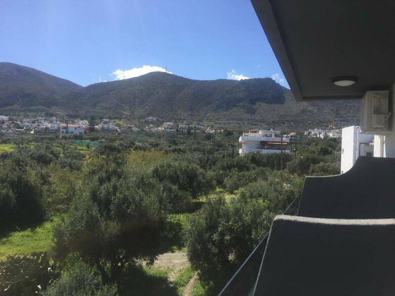 Adamakis Hotel