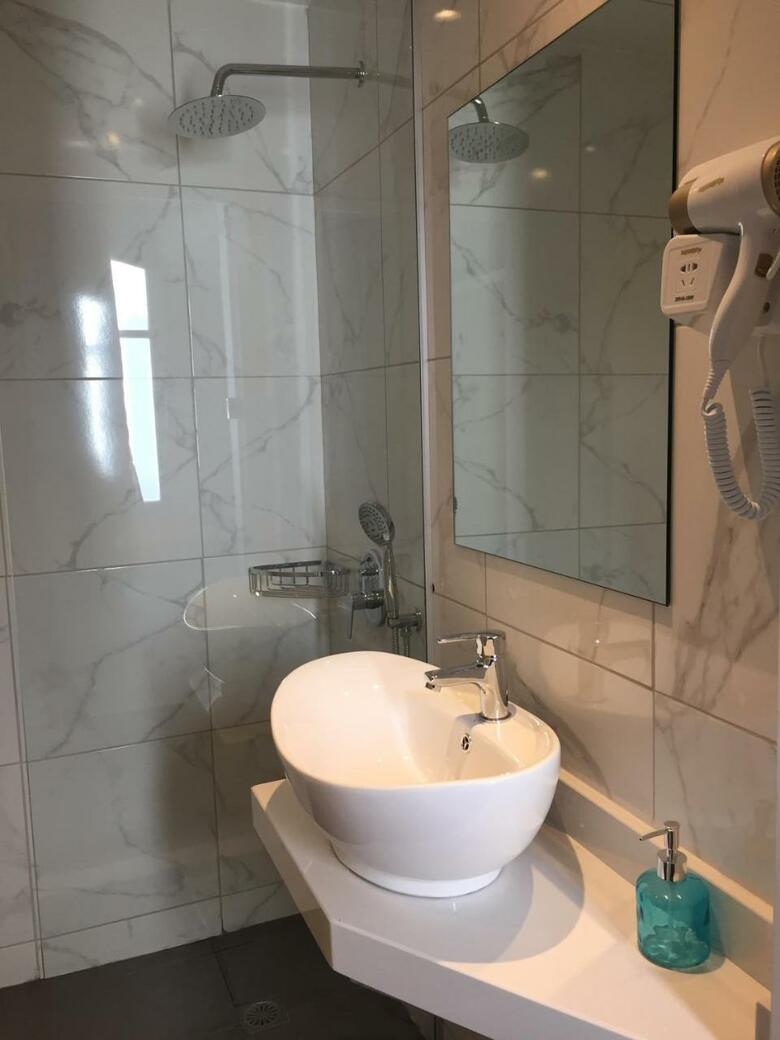 Adamakis Hotel