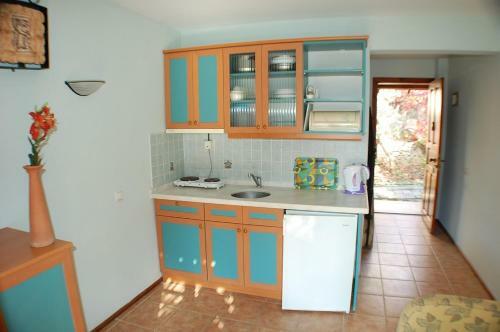 Gondol Apartments