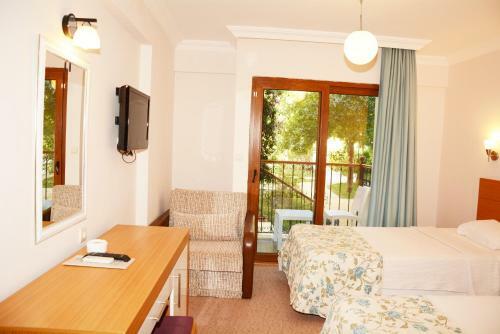 Perdikia Hill Hotel And Villas