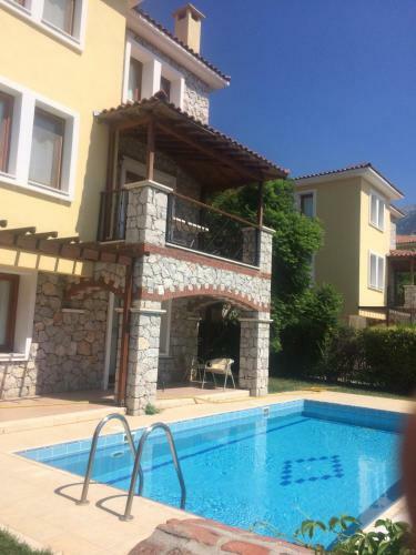 Perdikia Hill Hotel And Villas
