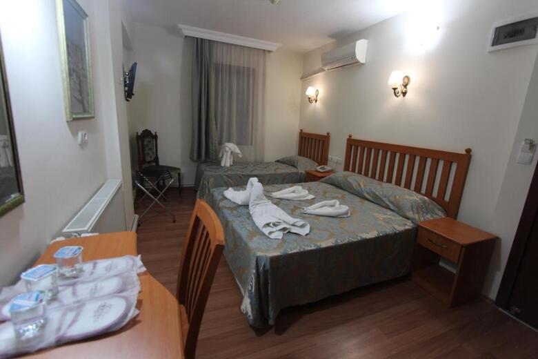 Hotel Ave Maria