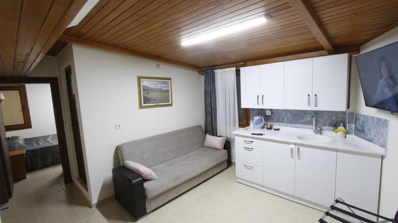 Hotel Ave Maria