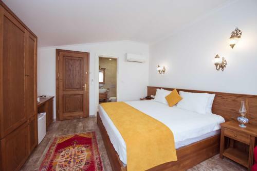 Infinity City Hotel