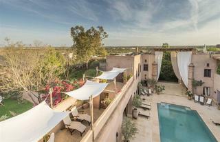 Hotel Caravanserai