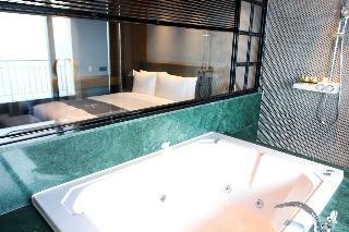 Western Grace Hotel