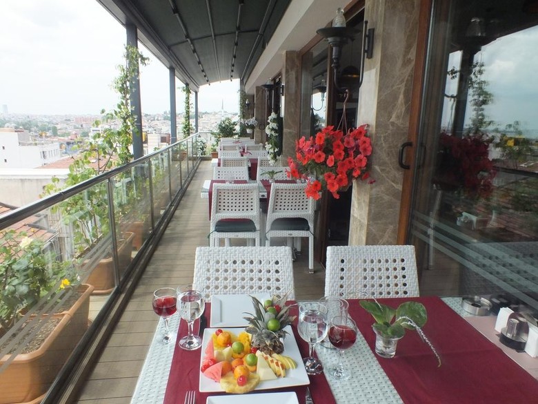 Grand Asiyan Hotel