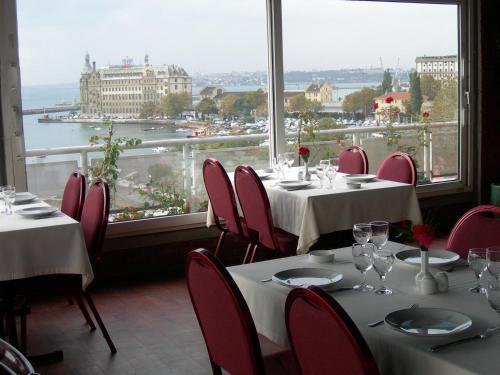 Kad?k�y R?ht?m Hotel