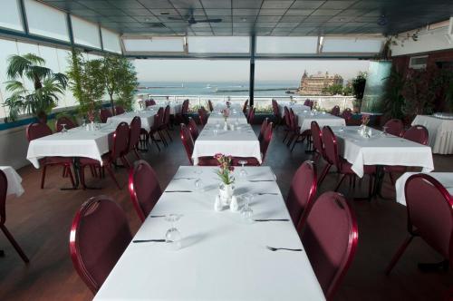 Kad?k�y R?ht?m Hotel