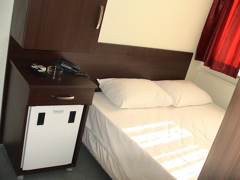 Cagri Hotel