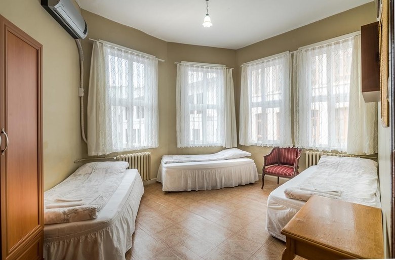 Albergue Yeni Hotel