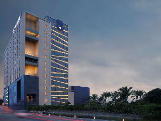 Hotel Novotel Chennai Omr
