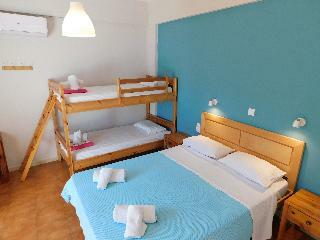 Apartamentos Perdika Mare Guesthouse & Caf�