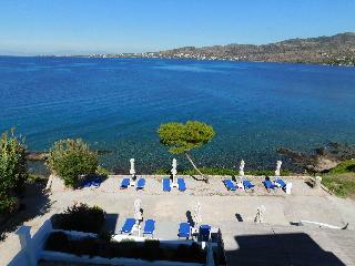 Apartamentos Perdika Mare Guesthouse & Caf�