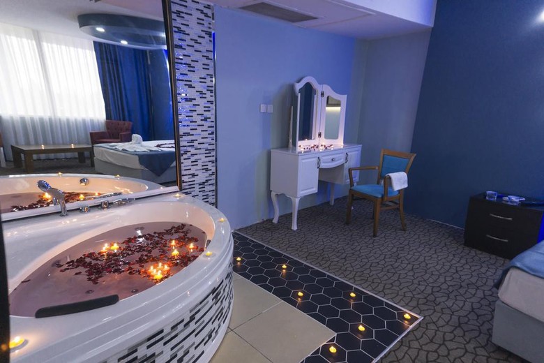 Hotel Diamond City