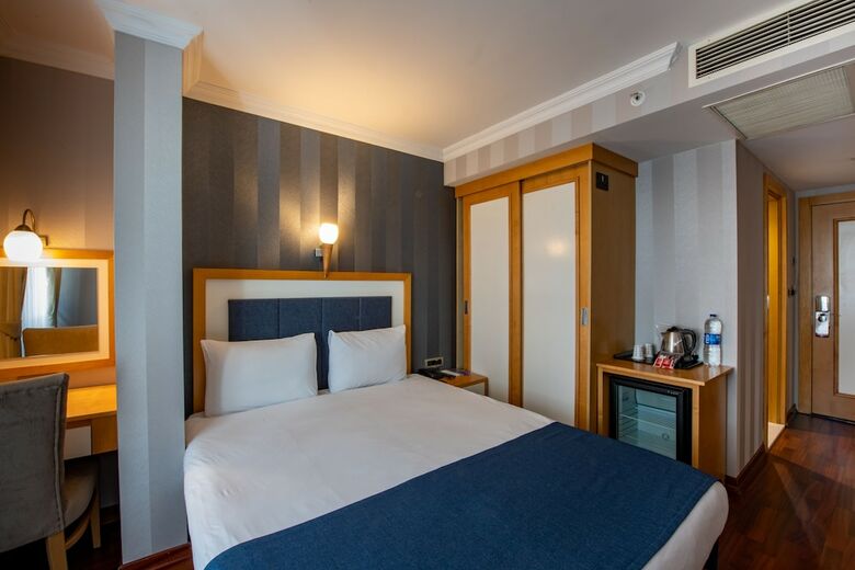 Hotel Nova Plaza Taksim Square