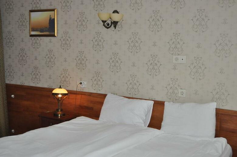 Basileus Hotel