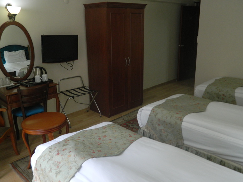 Basileus Hotel