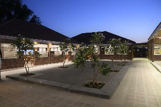 Hotel Saya Grand Club & Spa Resort