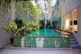 Hotel Zen Rooms Patra Kuningan Syariah