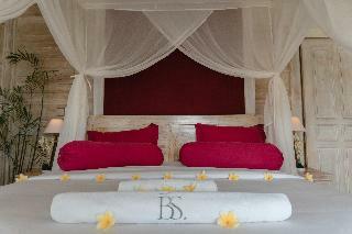 Hotel B Saya Villa And Restaurant