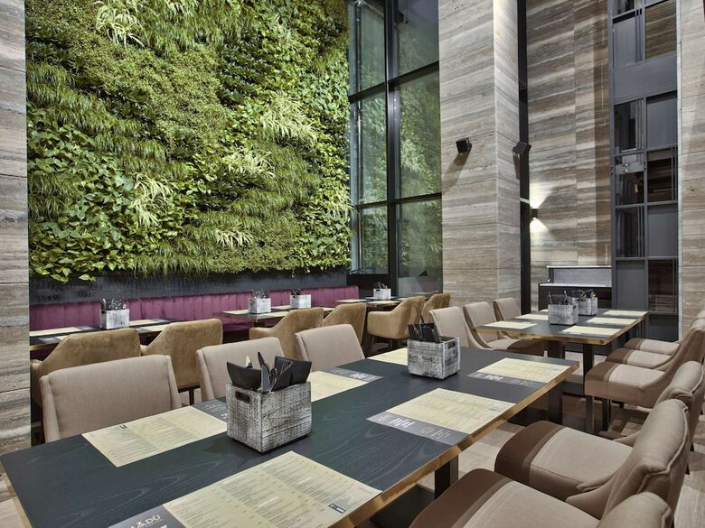 Number11, Urban Hotel