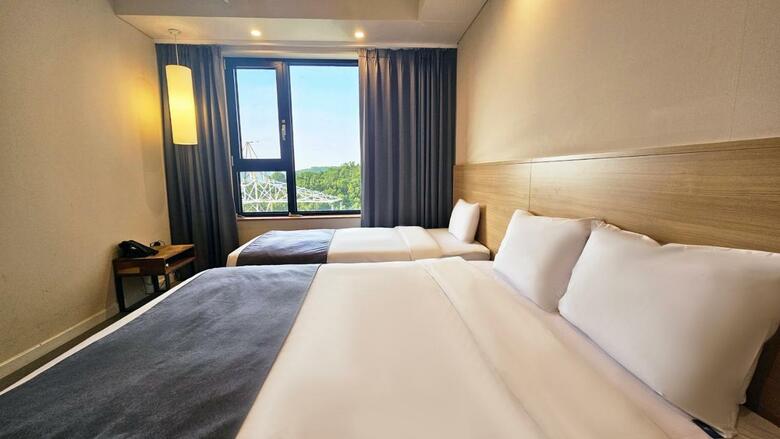 Jk Blossom Hotel