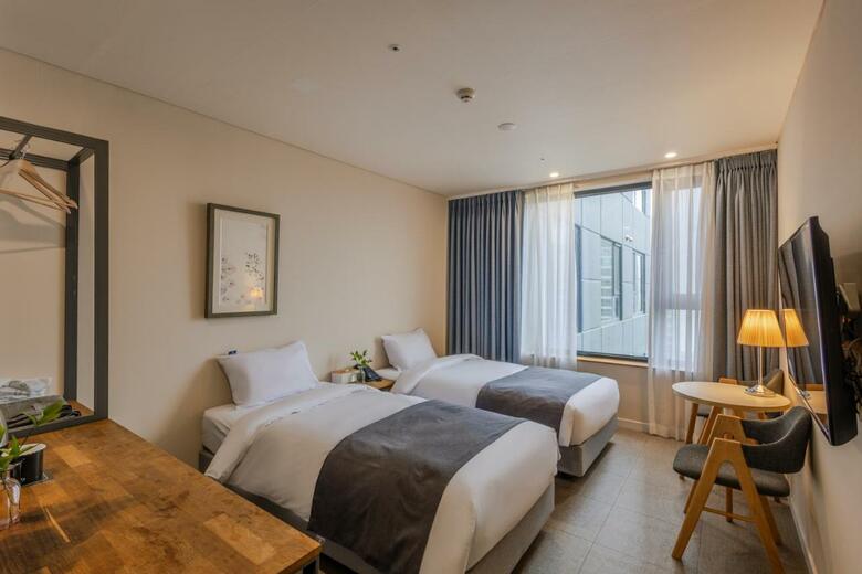 Jk Blossom Hotel