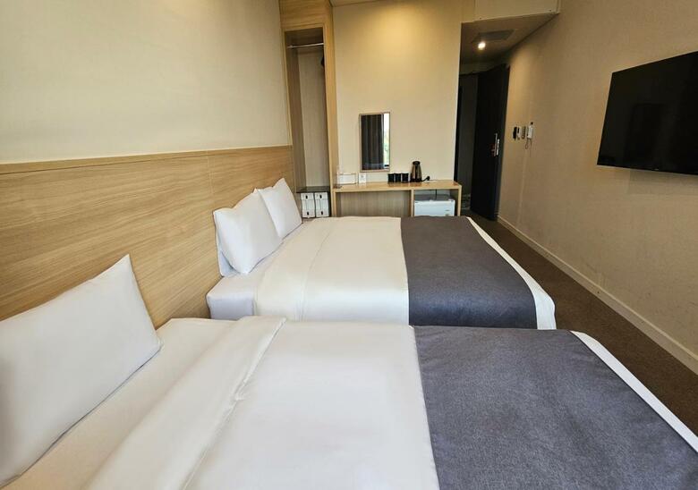 Jk Blossom Hotel