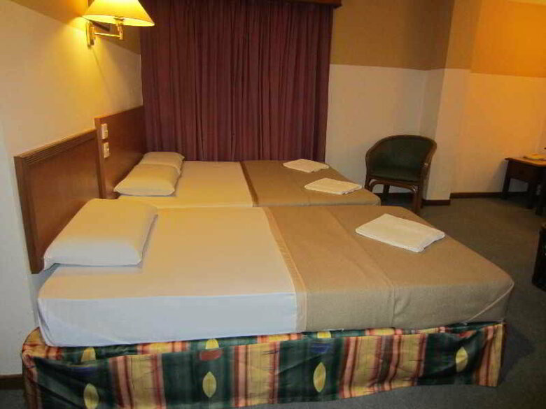 Macktz Comfort Inn Hotel