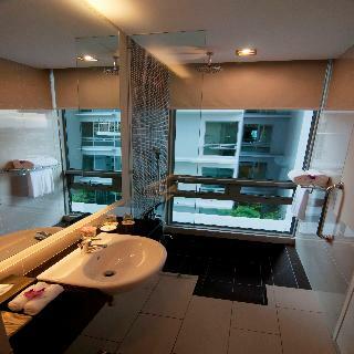 Hotel Swiss Garden Residences Kuala Lumpur