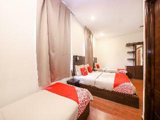 Oyo 108 Golden Palace Hotel