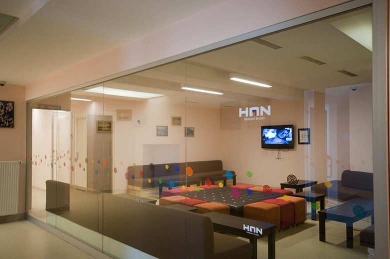 Han Hostel Airport North