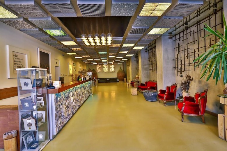 Han Hostel Airport North