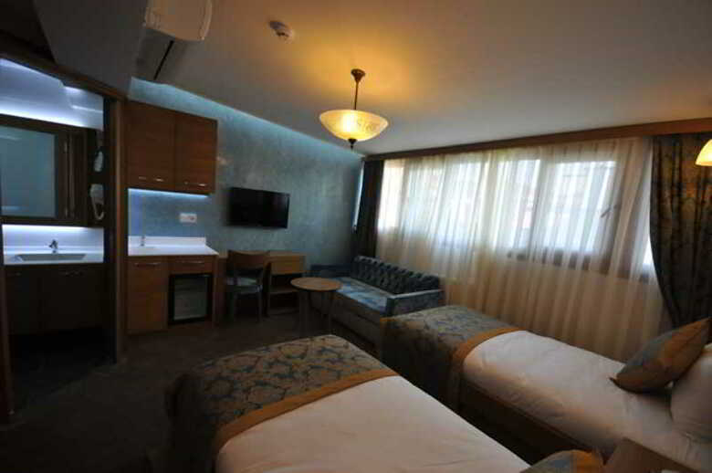 Cumbali Luxury Boutique Hotel