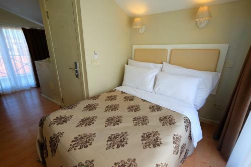 Hotel Forbes Suites